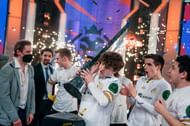Mad Lions celebrate their LEC Spring 2021 win with the trophy (Image via LEC)